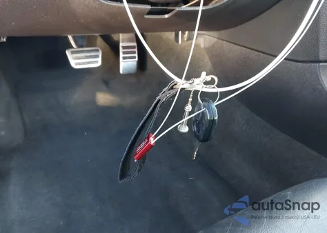 2014 Ford Mustang V6 Premium from USA, damaged, VIN 1ZVBP8AM5E5217099